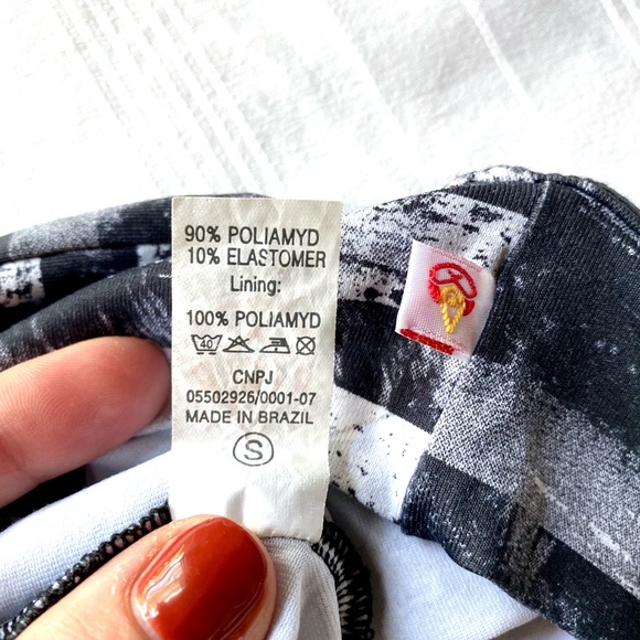 Shakti Activewear Leggings - Picture 4 of 4